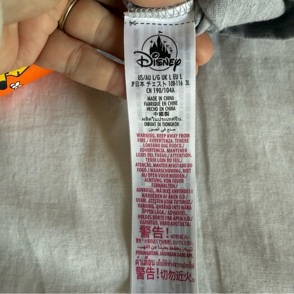 Disney World 50th Men’s T-shirt Vault Collection Sleeveless Size Large Mickey - Picture 5 of 8